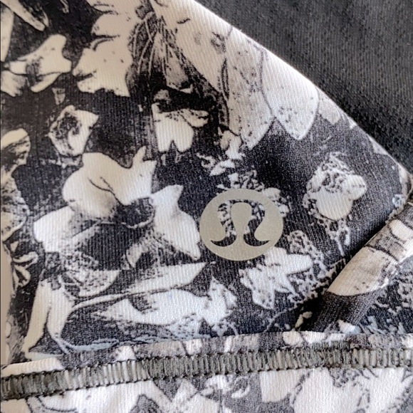 Lululemon Free to Be Zen bra (w/o padding) - Picture 3 of 7